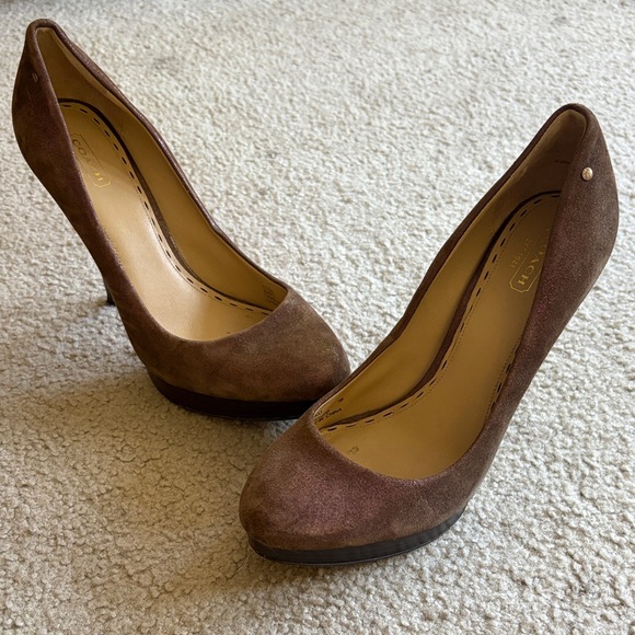 Coach Buffy Brown/Gold suede pumps 9 - Picture 1 of 6